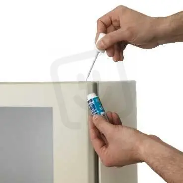 Schneider NSYTUP7035 Opravná barva se štětečkem, RAL 7035 Dokud Zásoby Vydrží