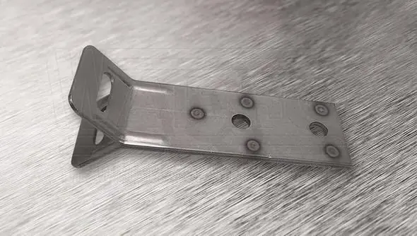 Vysoce Kvalitní WAPRO PTA-Y21-50-SS nerez.příchytka Y21 pro pásy do š.20mm,pro 2 šrouby