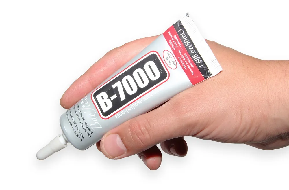 Jen Po Omezenou Doba Lepidlo B-7000 pro opravy mobilní elektroniky (50ml)